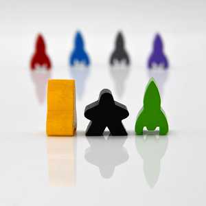 Game Pieces: Rocket - Red (Wood) (10)